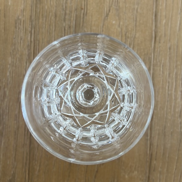 Vintage Crystal Wine Glass in Excellent Vintage Condition - Picture 3 of 6